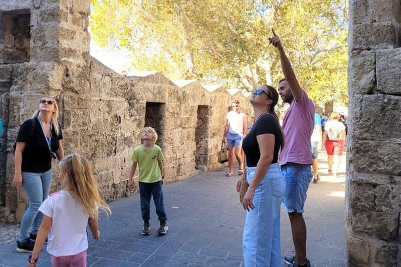 Rhodes Famille Ville médiévale Chasse au trésor et visite