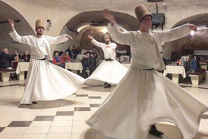 Billet Spectacle de danse traditionnelle des derviches tourneurs en Cappadoce