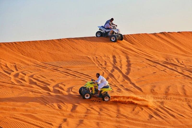 Tour en quad à Riyad avec balade à dos de chameau