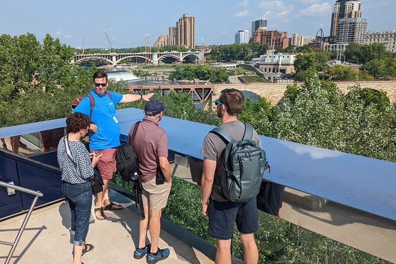Ultime visite à pied de Minneapolis et Skyway Trail sans risque météorologique