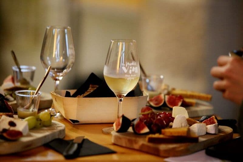 Dégustation 5 vins de Bourgogne accordée de fromages régionaux