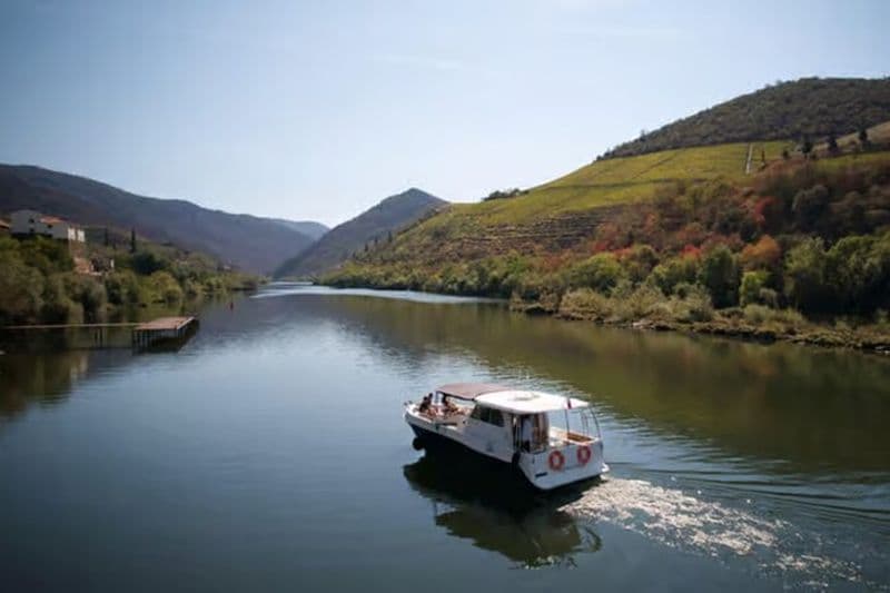 Croisière sur le fleuve Douro au départ de Pinhão avec retour en train panoramique