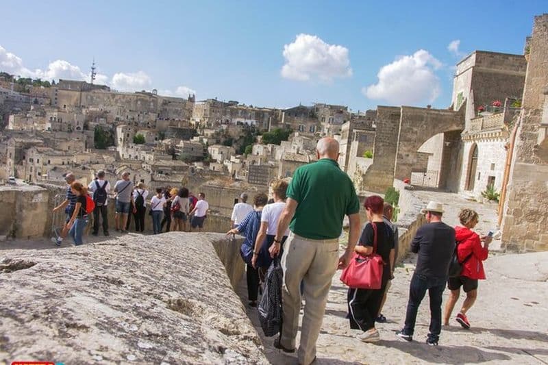 Visite à pied des Sassi de Matera avec la maison/église troglodyte