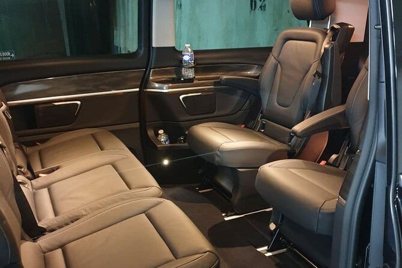 Guide touristique et chauffeur de taxi sur la Côte d'Azur