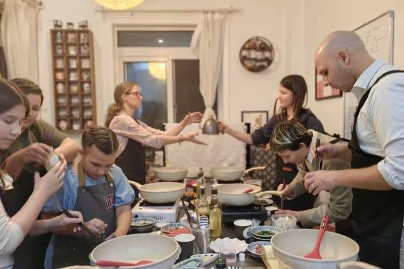 Découvrez les saveurs de la Chine dans un atelier de cuisine interactif