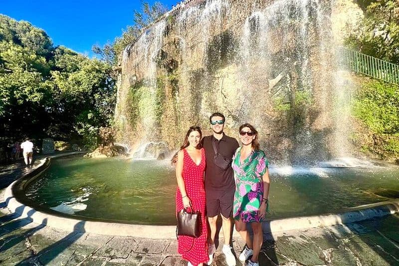 Visite du Vieux-Nice et Colline du Château - avec un guide local