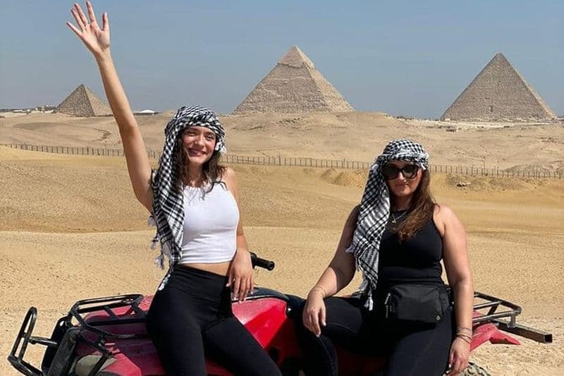 Pyramides de Gizeh, Sphinx, Balade en chameau, VTT, Shopping, Dîner croisière