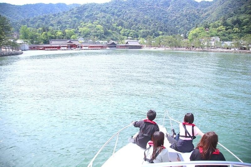 Croisière vers les sources chaudes de Miyahama Onsen jusqu'à Otorii avec tournage par drone