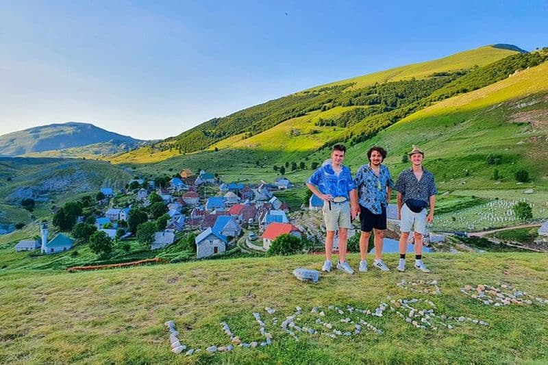 Du village d'Umoljani au village de Lukomir via la randonnée d'Obalj au départ de Sarajevo