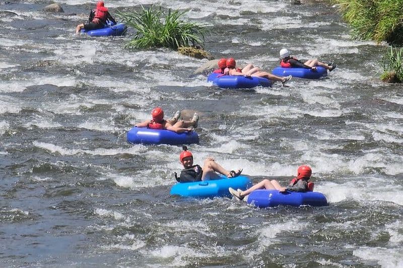River Tubing - Expérience ludique et nature