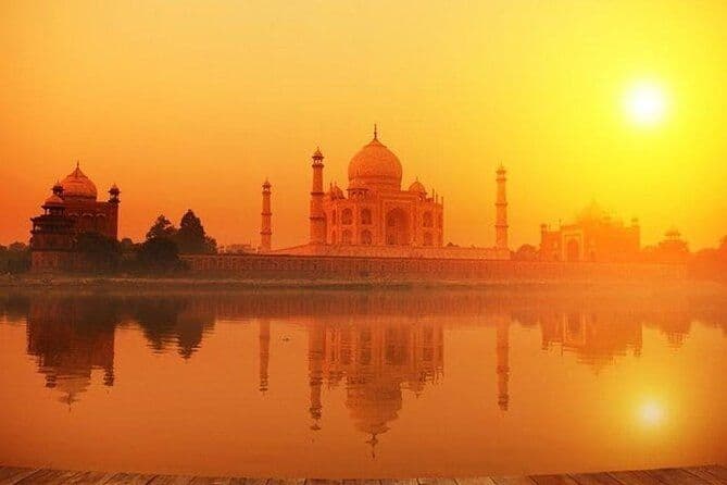 Le même jour Taj Mahal et Fort Rouge au départ d'Ahmedabad par avion