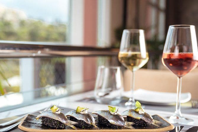 Athènes : dégustation de vins grecs avec sommelier et vue sur l'Acropole