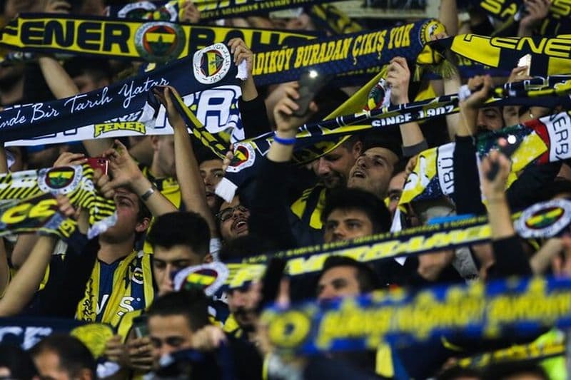 Istanbul: Vivez un match de football et la passion turque comme un local
