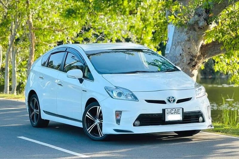 Location de voitures et chauffeurs au Sri Lanka - Chauffeur privé et chauffeur