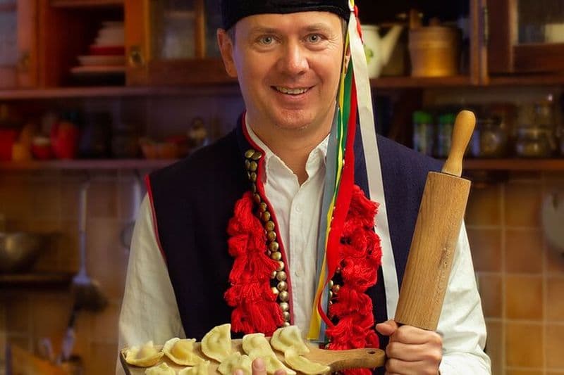 Cours de cuisine en ligne en petit groupe Pierogi polonais