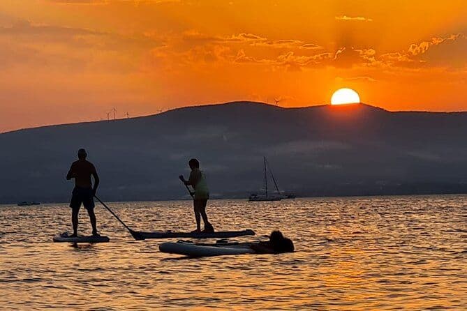 Excursion en stand up paddle au coucher du soleil avec vin