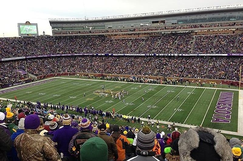 Match de football des Vikings du Minnesota au US Bank Stadium