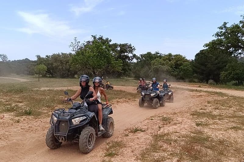 Quad Adventure 1,5 heures hors route au départ d'Albufeira