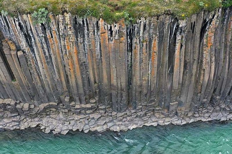 Visite du canyon Studlagil et de la cascade au départ de Seydisfjordur