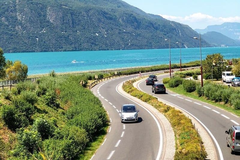 Expérience Privée de découverte de Savoie: Chambéry et Vignoble