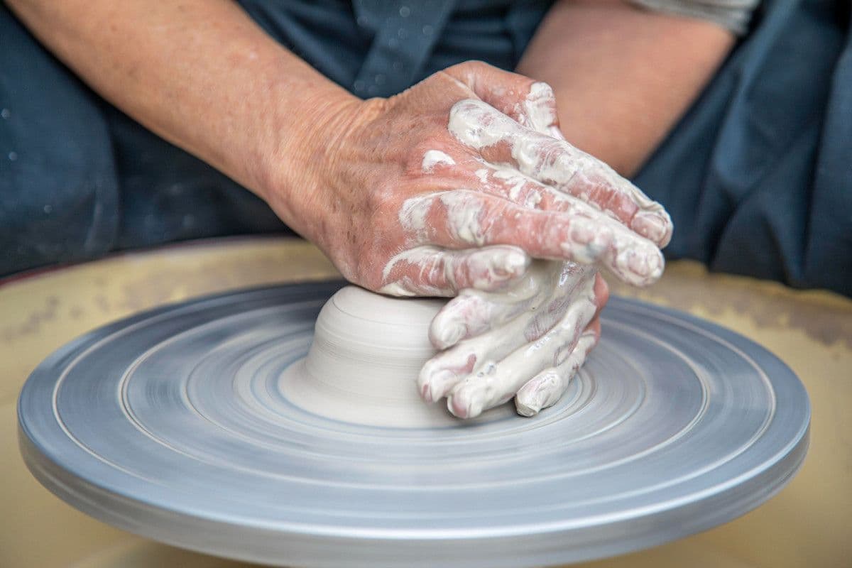 Tournez vos deux pièces en céramique