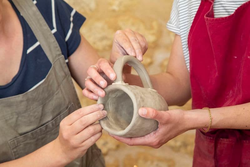 Initiez-vous au modelage en équipe