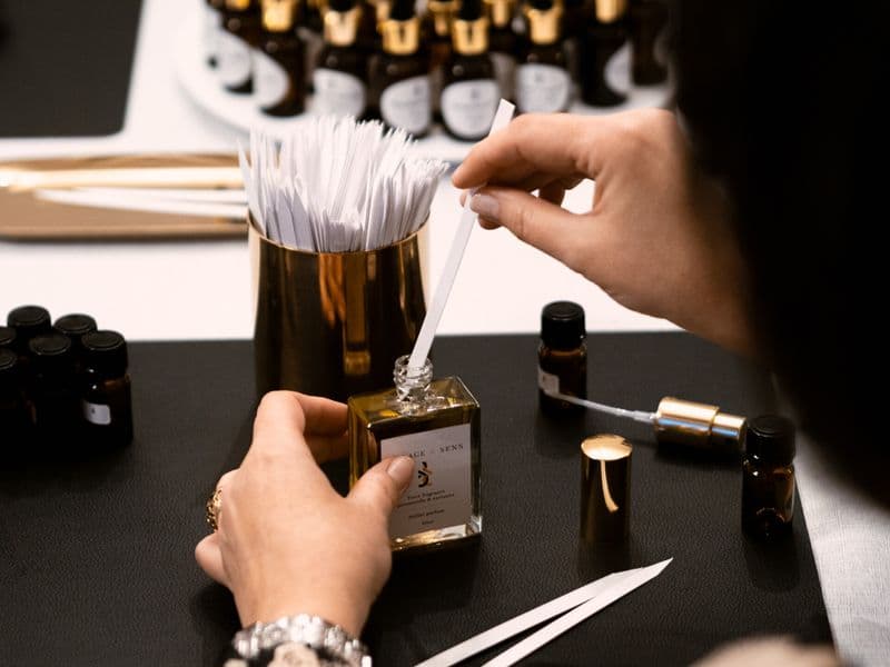 Créez un parfum en équipe