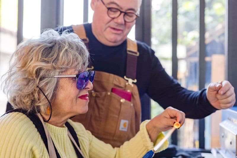 Billet Atelier - Créez vos boucles d'oreilles en verre de Murano
