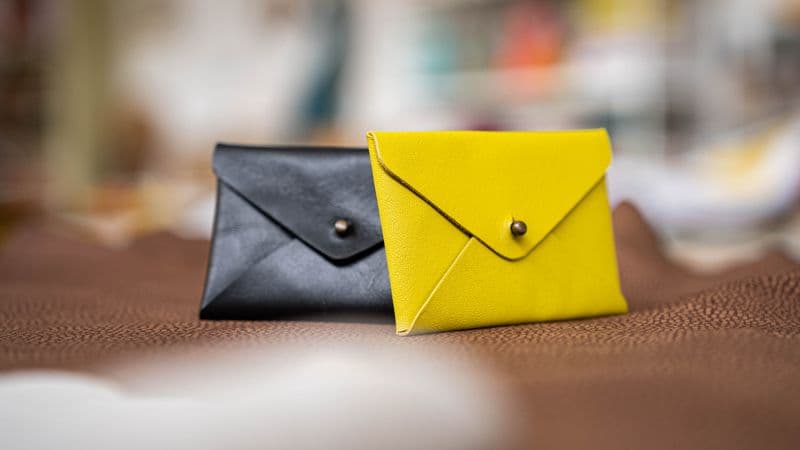 Initiez-vous à la petite maroquinerie