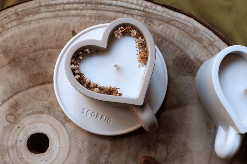 Fabriquez votre bougie et sa coupelle astro