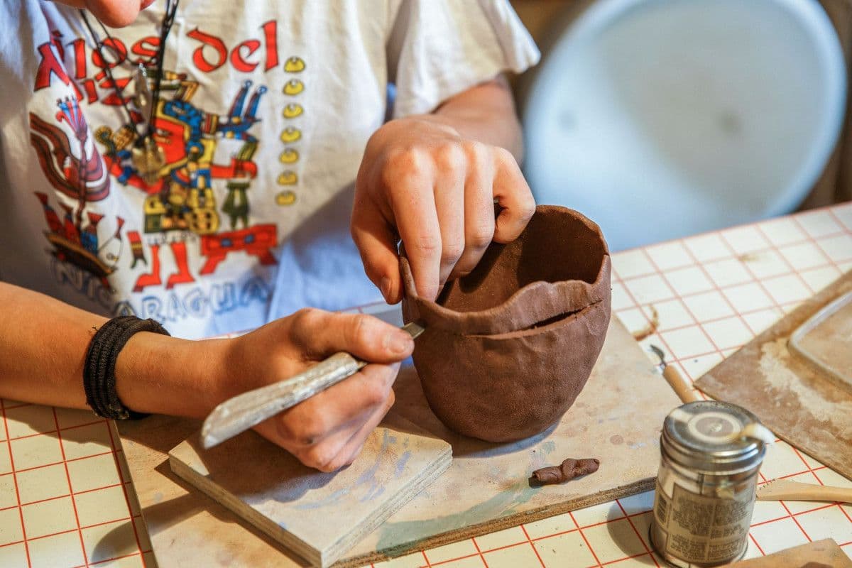 Initiez-vous au modelage et au raku