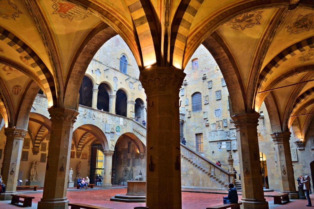 Cour médiévale du Palais du Bargello