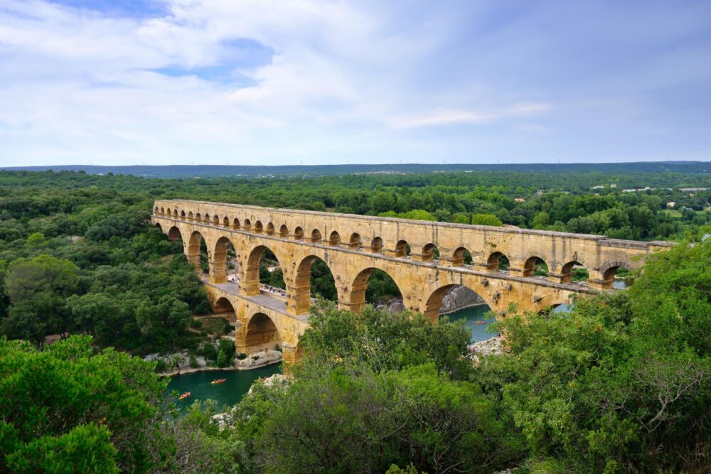 Vue sur le Pont du Gard et le Gardon