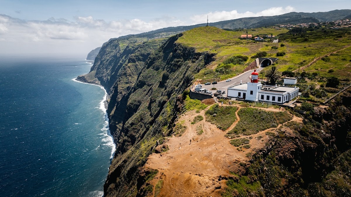 Miradouro Farol da Ponta do Pargo