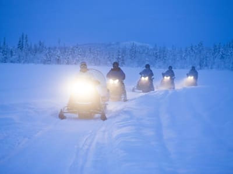 Billet Excursion en motoneige près de Kiruna en Suède