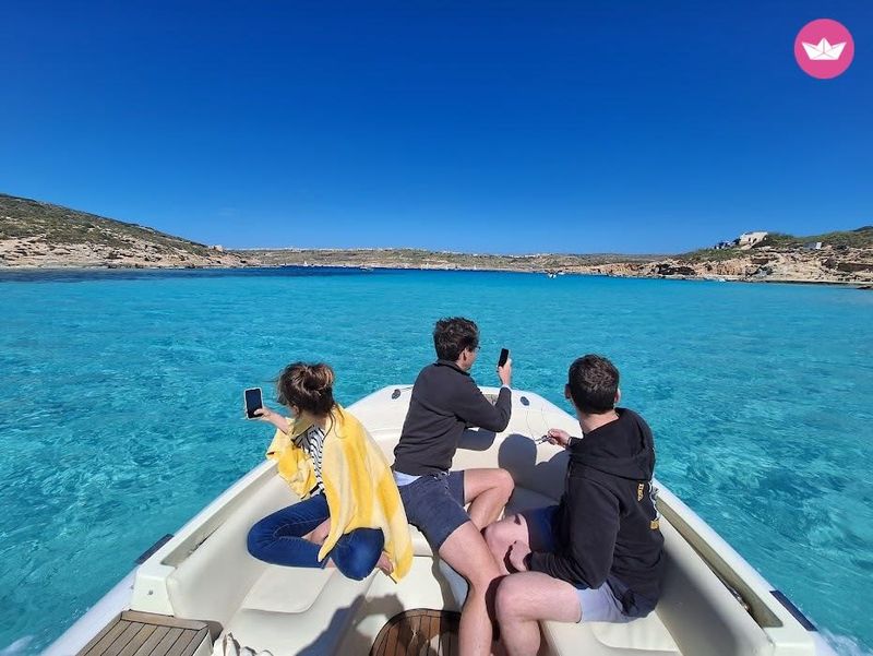 Billet Excursion exclusive d'une demi-journée en bateau à Comino (Blue Lagoon, Crystal Lagoon et grottes)