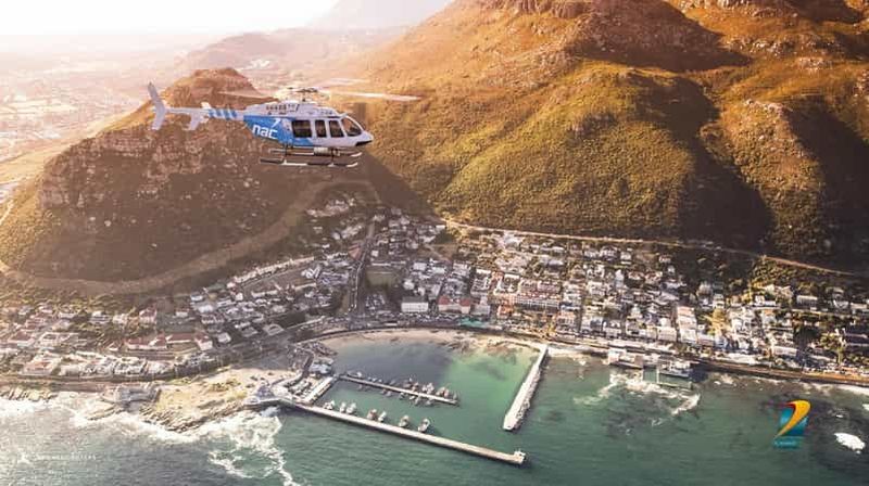 Billet Le Cap : vol en hélicoptère à 360° au-dessus de la montagne de la Table et champagne