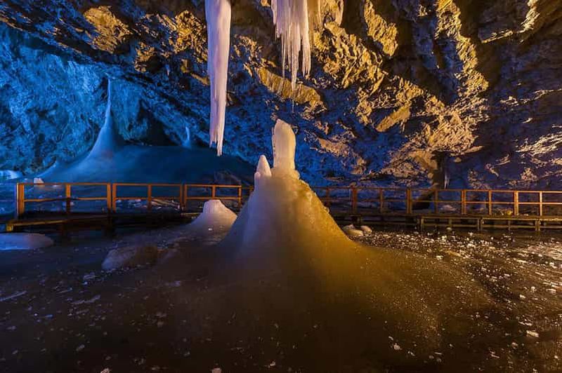 Billet Scarisoara - La plus grande grotte de glace du monde : excursion d'une journée à partir d'Oradea