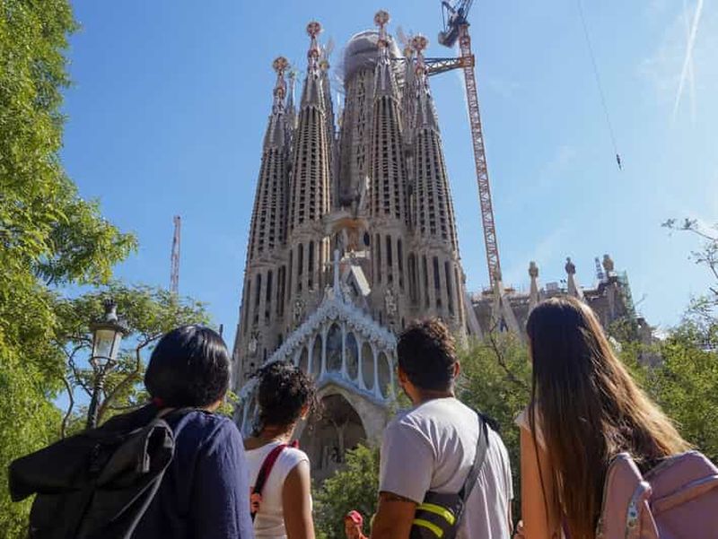 Billet Barcelone : visite guidée de la Sagrada Familia avec accès à la tour