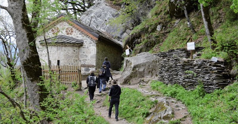 Billet Au départ de Sofia : excursion d'une journée au monastère de Rila et, en option, à la grotte de Saint-Ivan