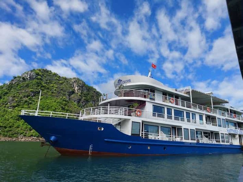 Billet Croisière Sapphire de 2 jours dans les baies d'Halong et de Lan Ha avec cabine à balcon