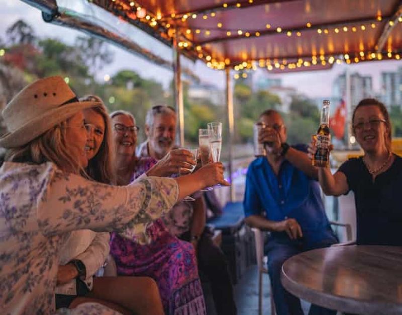 Billet Brisbane : croisière Sunset City Lights à 17h30 ou 18h00 *selon la saison