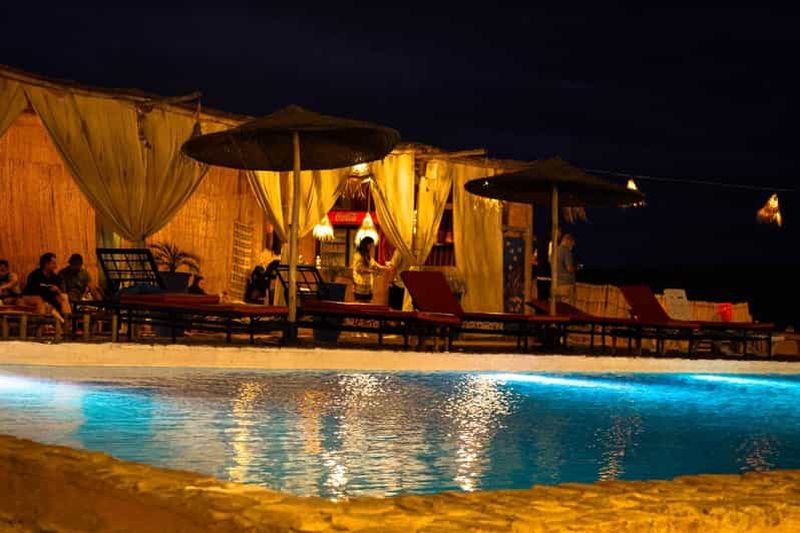 Billet Marrakech : Quad dans le désert d'Agafay, balade à dos de chameau et dîner-spectacle