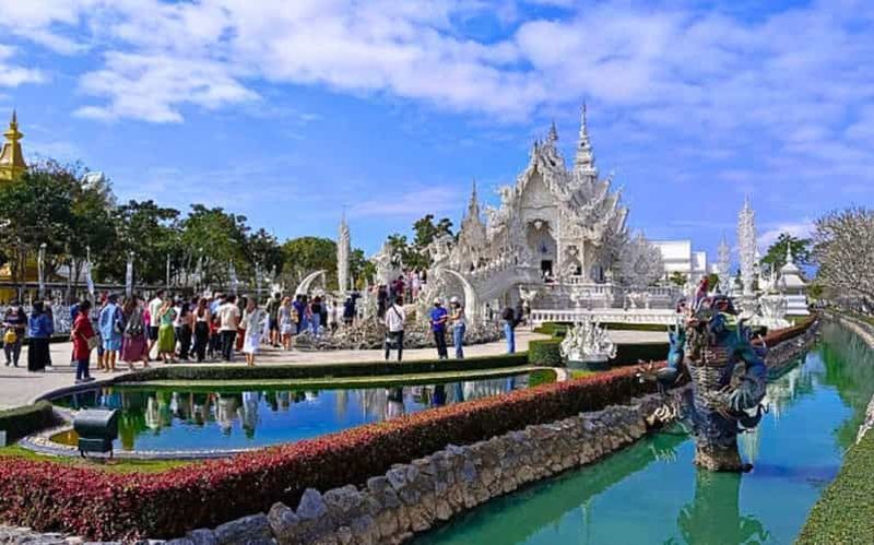 Billet Chiang Mai : temples blancs et bleus, maison noire et tribus des collines