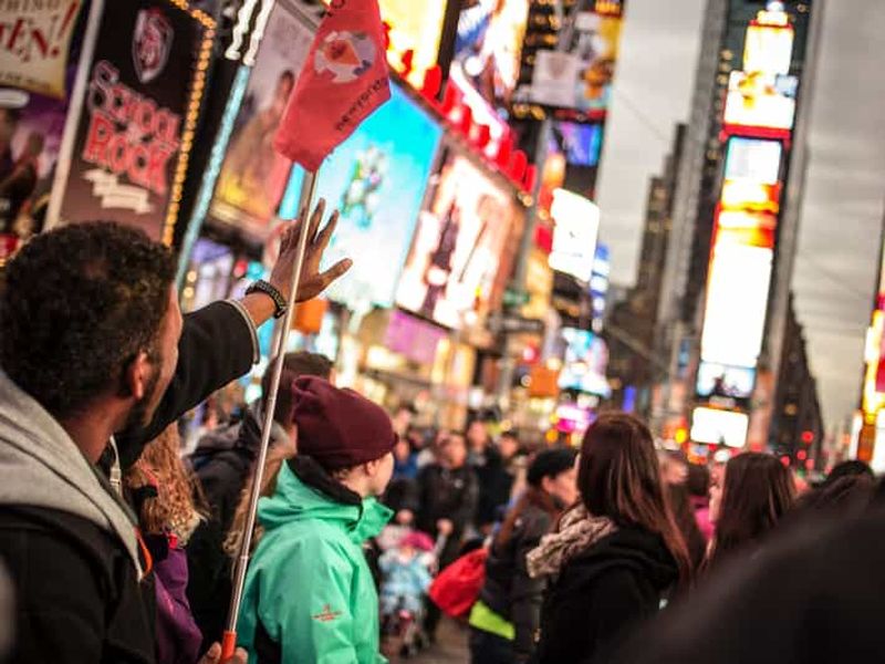 Billet NYC : Visite guidée de Broadway et Times Square avec un artiste