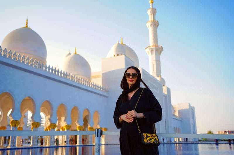 Billet Au départ d'Abu Dhabi : Grande Mosquée, Palais Royal et Tour Etihad