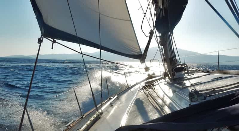 Billet Paros : Iraklia, Schinoussa, & Naxos Sailing Tour avec déjeuner