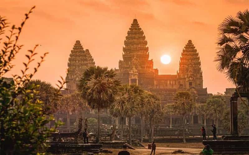 Billet Angkor Wat : visite guidée d'une jounée au coucher du soleil