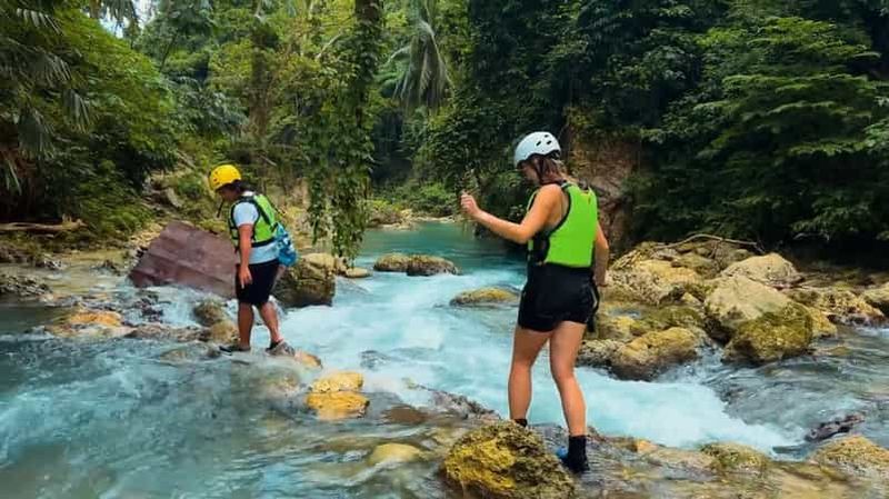 Billet Cebu : excursion en canyoning aux chutes de Kawasan avec tyrolienne et déjeuner