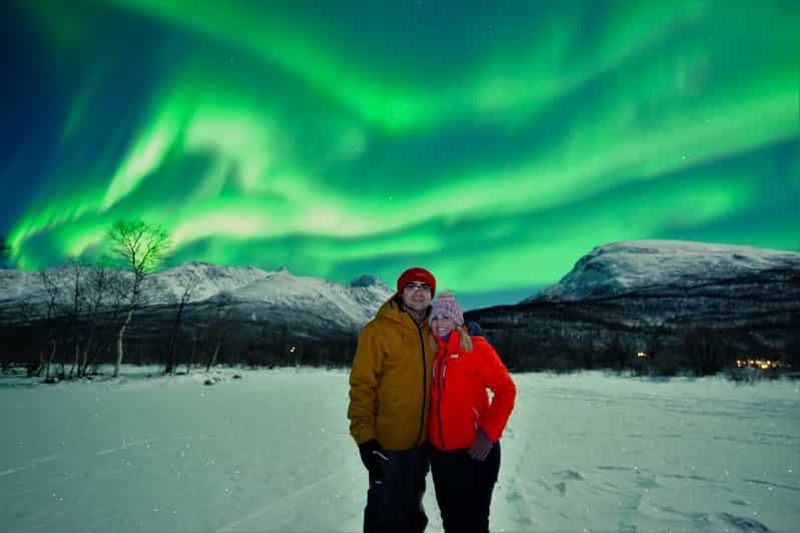 Billet Tromsø : chasse aux aurores boréales en Mercedes Benz avec photos